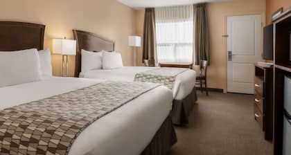 Travelodge by Wyndham Pincher Creek