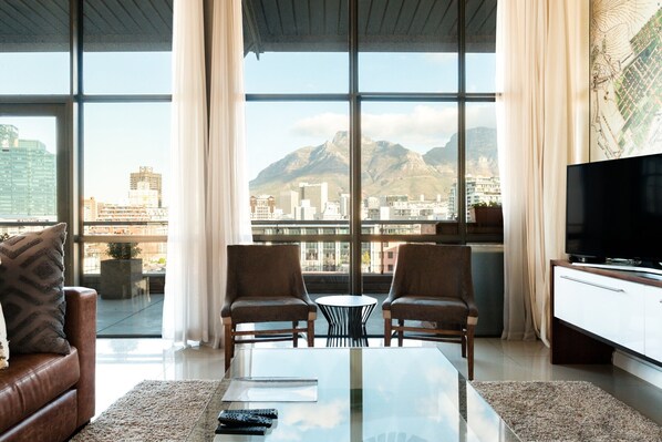 Luxury Penthouse, 3 Bedrooms, Non Smoking | Living area - Hillhouse Penthouse 7th Floor (Cape Town)