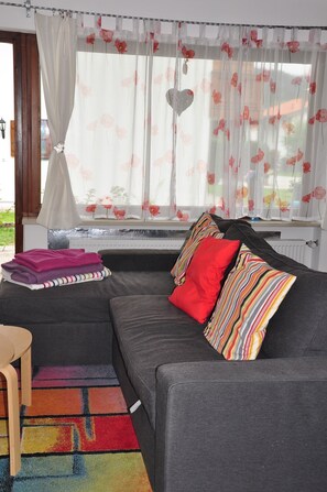 Apartment | 1 bedroom, soundproofing, iron/ironing board, free WiFi - Haus am Wiesengrund (Reit im Winkl)