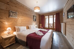 5 Schlafzimmer, Zimmersafe, Bügeleisen/Bügelbrett, WLAN