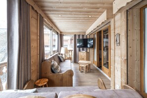 TV - CHALET LE CHEVAL BLANC  (Huez)