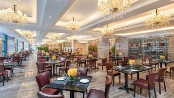 Breakfast, lunch, dinner served; Chinese cuisine