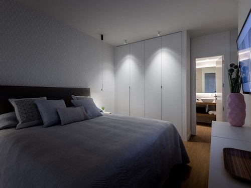 フランシスコシルヴェラアパートメント