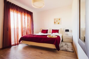 2 Schlafzimmer, Bügeleisen/Bügelbrett, kostenloses WLAN, Bettwäsche