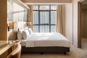 Premium Studio (Hill View)
