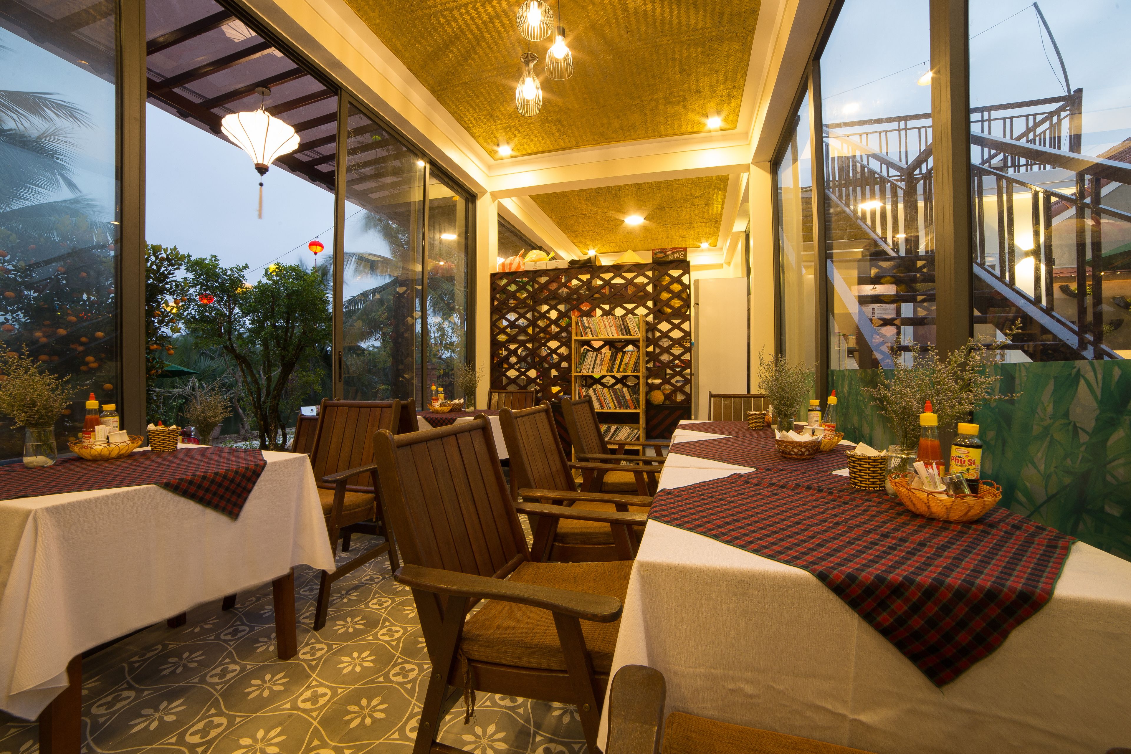 local and international cuisine