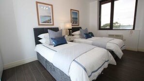 2 bedrooms, iron/ironing board, free WiFi