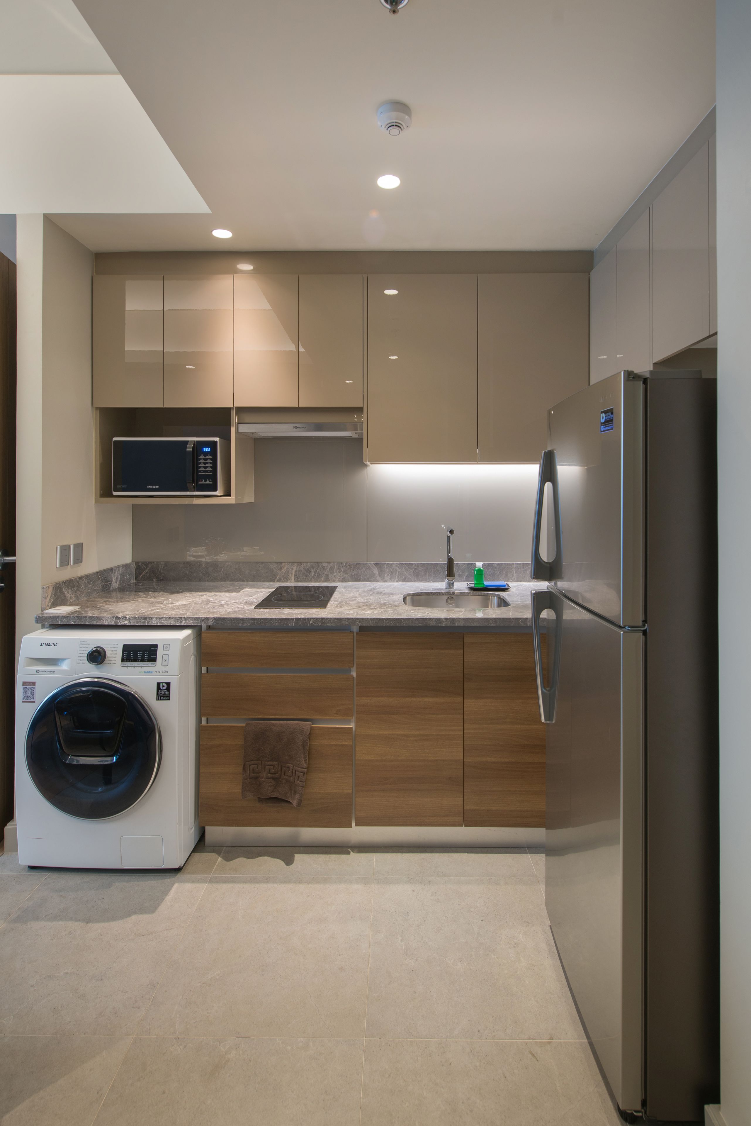 microwave, electric kettle, rice cooker