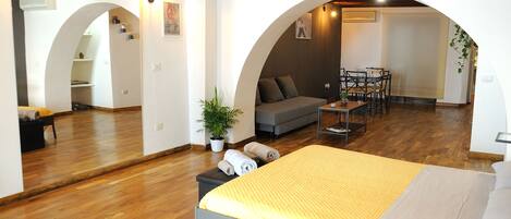 2 Schlafzimmer, Bügeleisen/Bügelbrett, WLAN, Bettwäsche