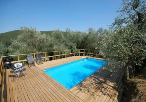 Holidayhome Petra - Rustic Tuscan house with pool and view 5 minutes from Lucca