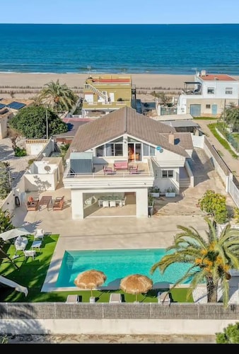 VILLA PRIVADA - 1ª linea del mar de DENIA - DIRECTA PROPIETARIO
