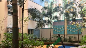 室外兒童遊樂區