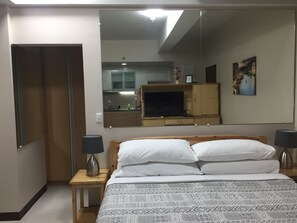 Classic Condo | Desk, blackout drapes, free WiFi, bed sheets