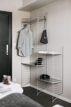 Chambre avec lits jumeaux (Shared Bathroom)