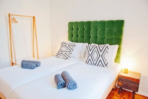 3 chambres, fer et planche à repasser, Wi-Fi gratuit, draps fournis