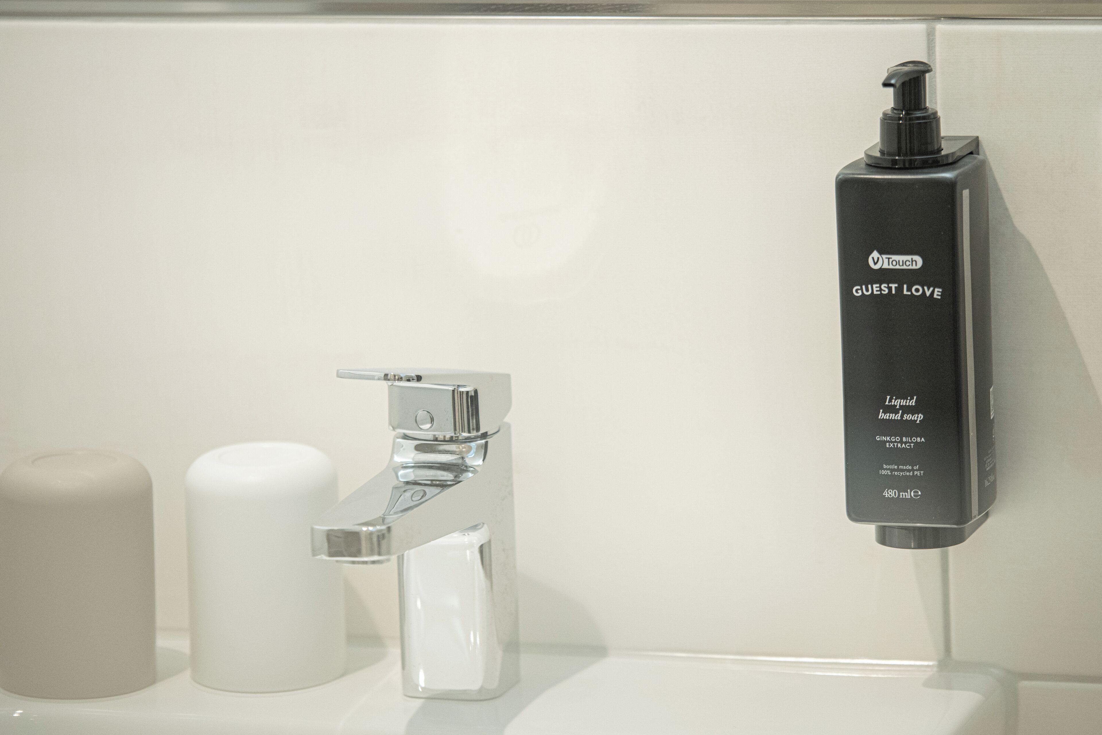 single room | bathroom | hair dryer, towels, soap, shampoo