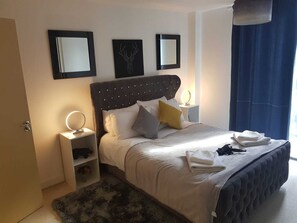 1 bedroom - Dazzon Contemporary Apartments (Milton Keynes)