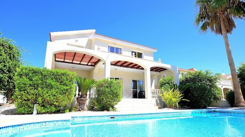 Villa Ambrosia