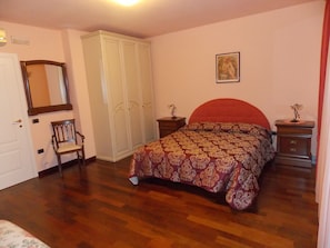 1 Schlafzimmer, Schreibtisch, kostenloses WLAN, Bettwäsche