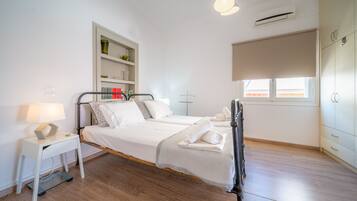 1 bedroom, individually decorated, individually furnished