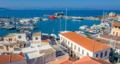 The Roof - Flat Sea View in Aegina Town