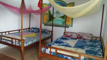 Family Quadruple Room, 2 Queen Beds | Desk, free WiFi, bed sheets