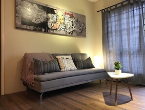 Apartment, 3 Bedrooms | Living room