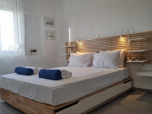 2 makuuhuonetta, tallelokero huoneessa, silitysrauta/-lauta, Wi-Fi