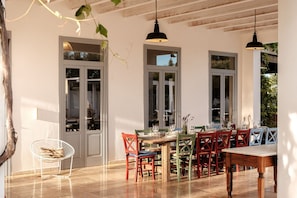 Outdoor dining