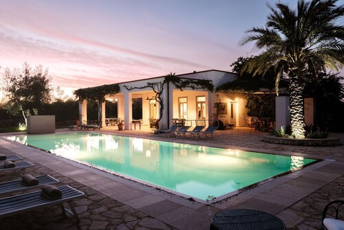 Villa Barbara - Family Villa with Pool, Garden & Space | Monopoli Pet Friendly