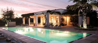 Villa Barbara: ylellinen huvila uima-altaalla Pugliassa