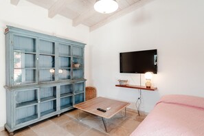 7 Schlafzimmer, Bügeleisen/Bügelbrett, kostenloses WLAN, Bettwäsche