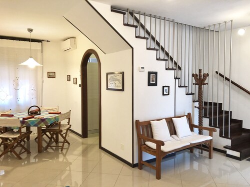 New independent holiday home with WIFI, A/C, Tvsat at 12min. from Venice