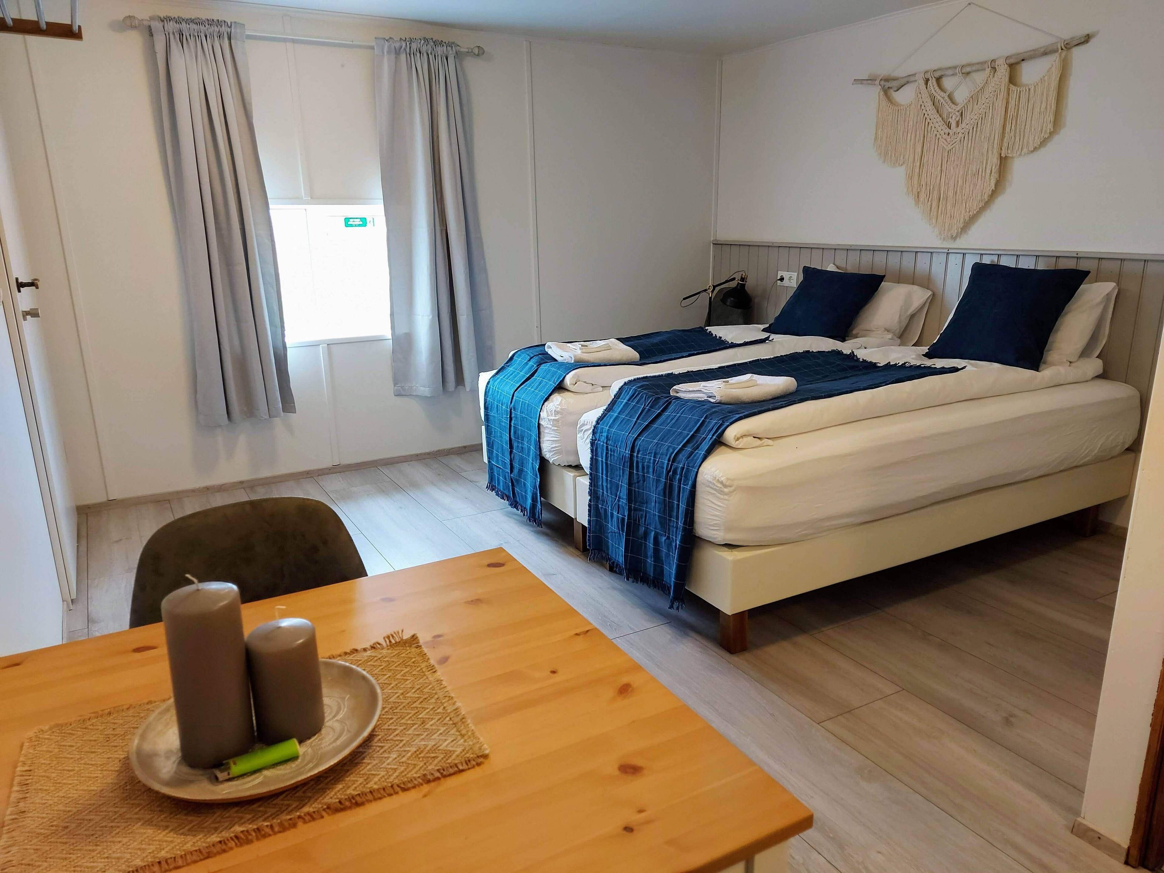 Familienapartment | Verdunkelungsvorhänge, Bügeleisen/Bügelbrett, Reisekinderbett