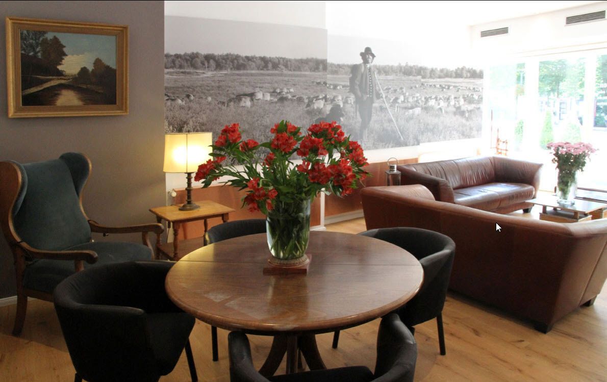 Lobby sitting area