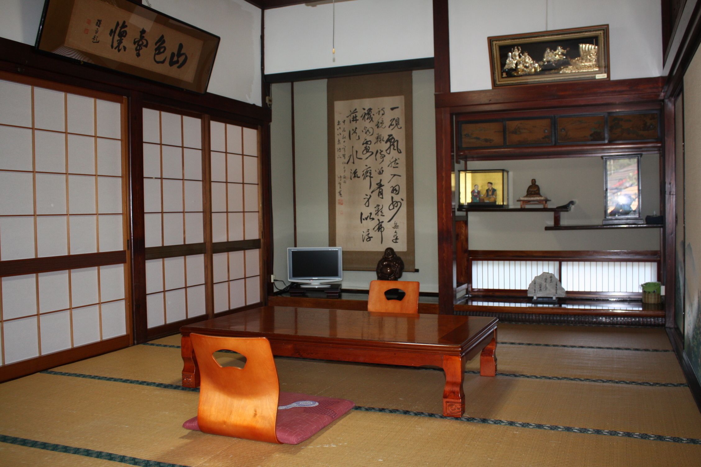Japanese-Style Room with Shared Bathroom | Free WiFi, bed sheets