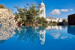 Infinity-Pool