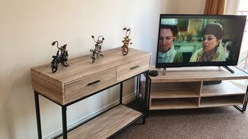 1 bedroom, in-room safe, iron/ironing board, WiFi