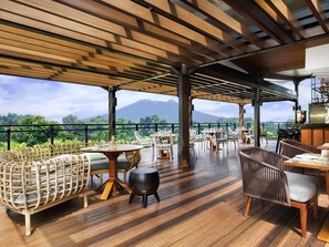 Tapas bar, poolside views, open daily