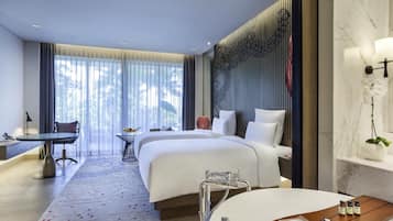 Executive Room, 2 Twin Beds | Premium bedding, in-room safe, desk, laptop workspace