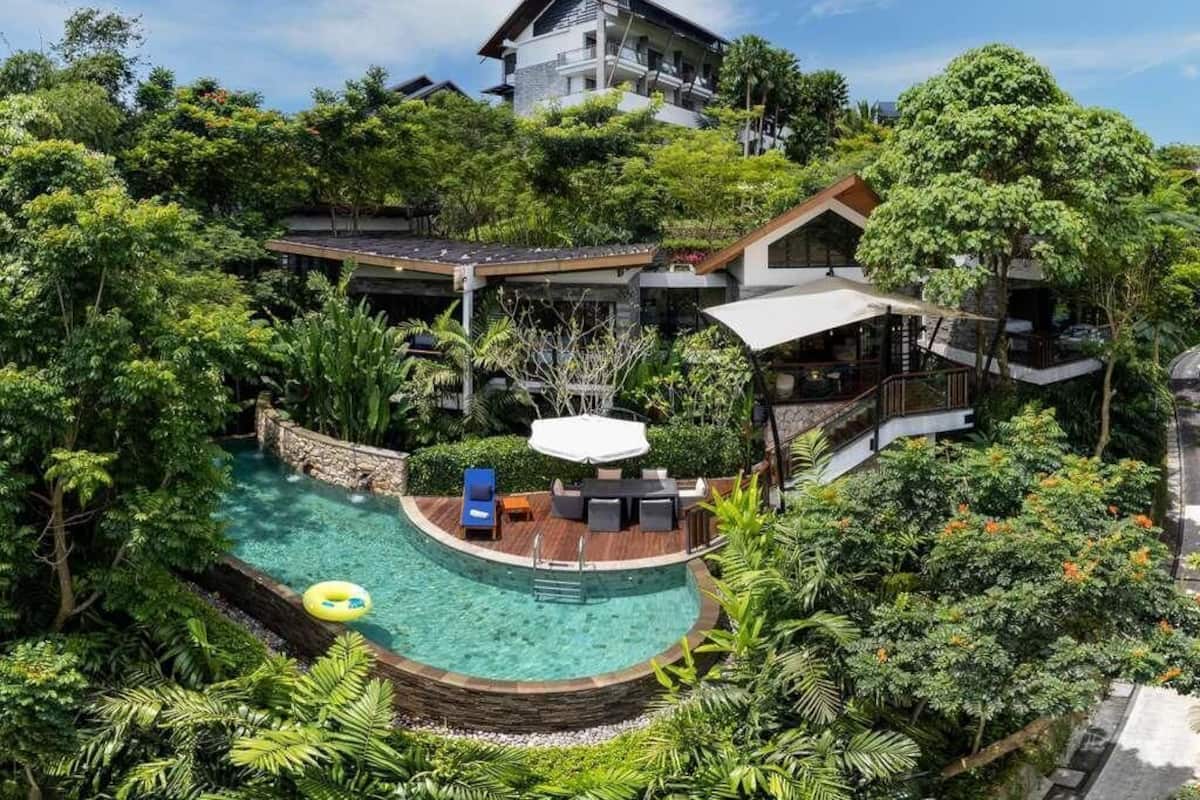 Villa, 3 Bedrooms, Private Pool | Premium bedding, in-room safe, desk, laptop workspace