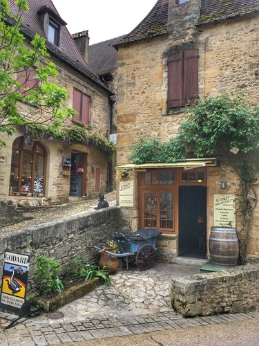 Les Belles Granges (Beautiful Barns) - Huge skies, perfect peace, vacation bliss