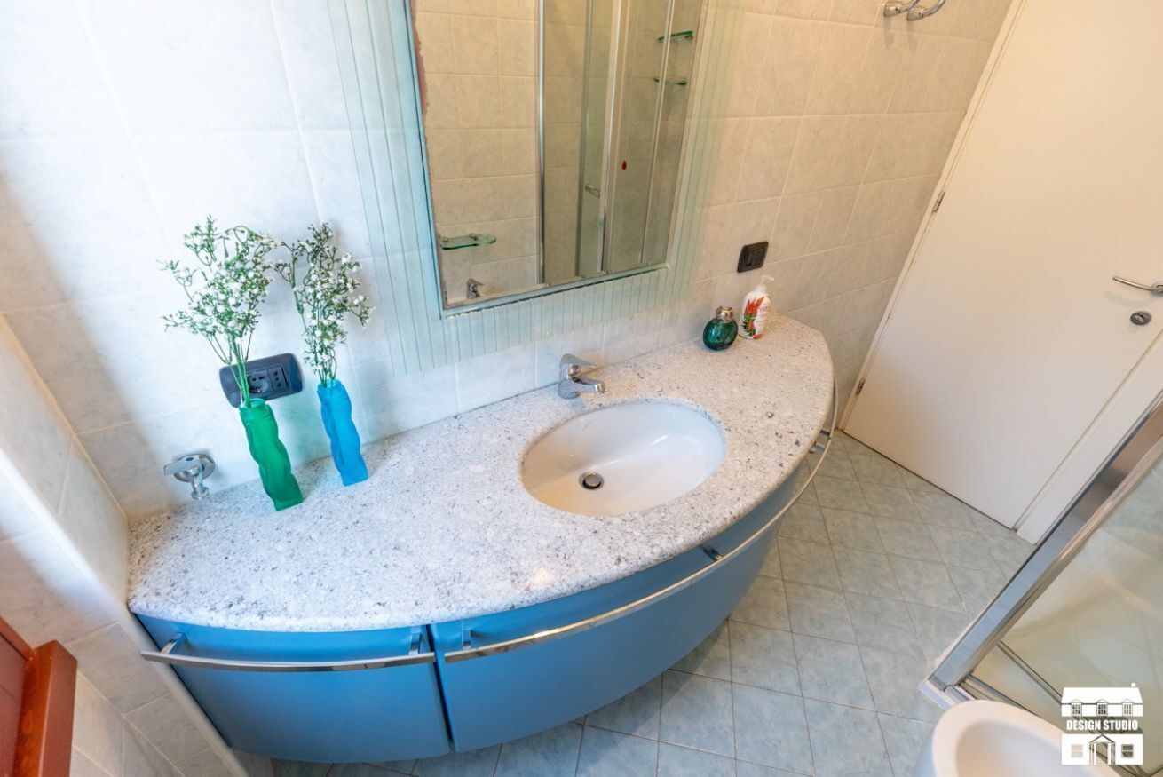 Dusche, Haartrockner, Bidet, Handtücher