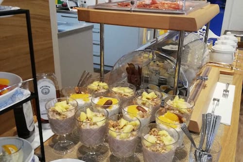 Tägliches inbegriffenes Frühstücksbuffet