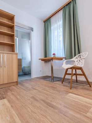 Bettwäsche aus ägyptischer Baumwolle, hochwertige Bettwaren, Zimmersafe