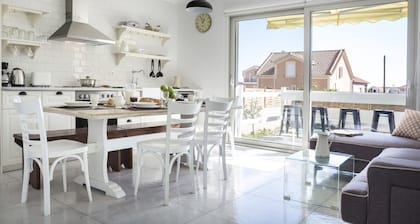 Luxurious Skala pool cottage with private pool close to shops & beach