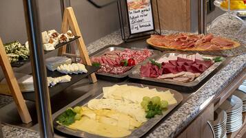 Daily buffet breakfast (EUR 10.00 per person)