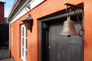 Exterior detail - "The old Brewery" Gudhjem :) (Gudhjem)