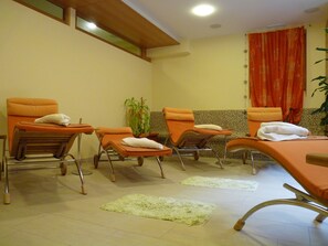 Sauna, hot tub, steam room, 1 treatment room - Hotel Landgasthof Hubertus (Frauenau)