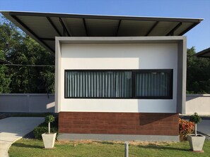 Superior Twin Room, Multiple Beds, Non Smoking | Blackout drapes, free WiFi, bed sheets - The Lofts Eco (Sung Noen)